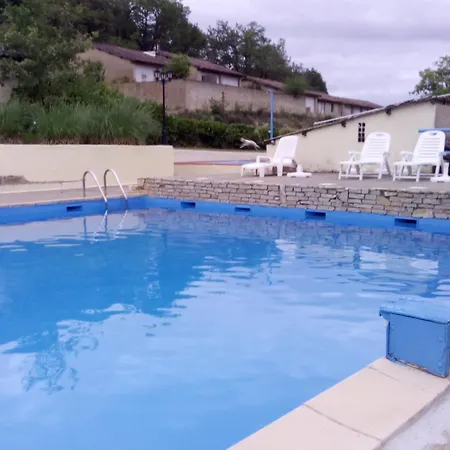 Le Clos Des Romarins Lavande Ferienhaus Belmontet