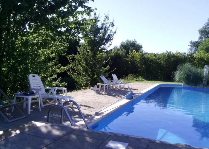 Le Clos Des Romarins Lavande 度假居 *